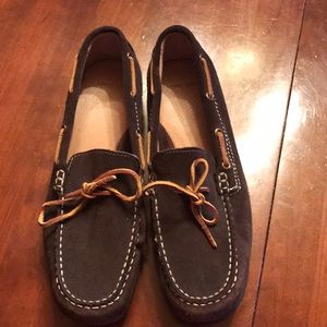 Wonderful Lands’ End moccasin style loafers